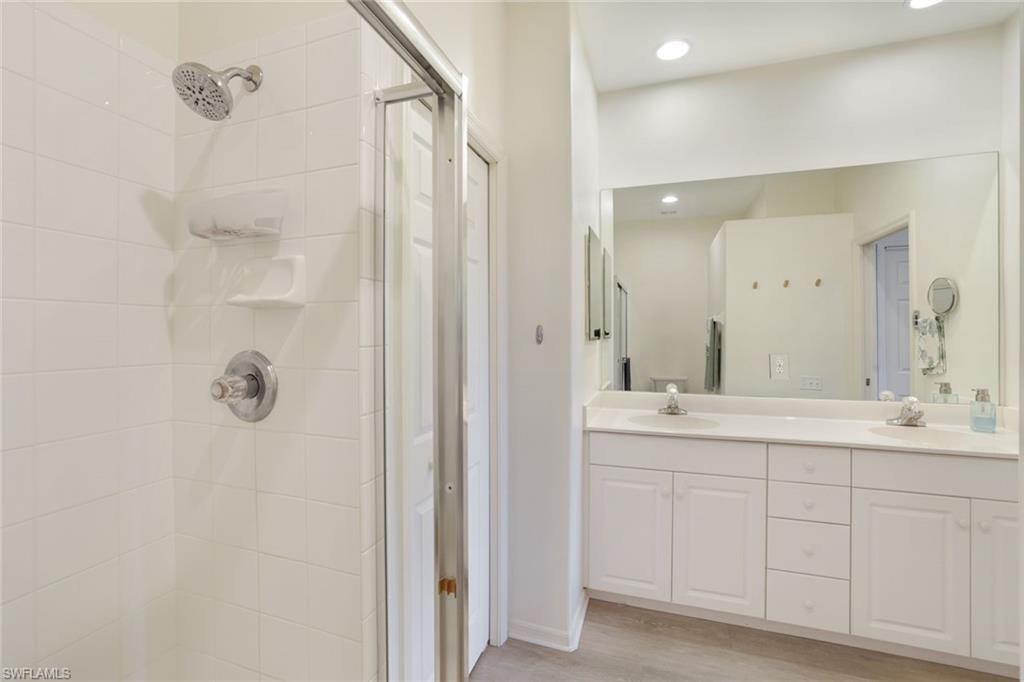 VANDERBILT COUNTRY CLUB - Residential