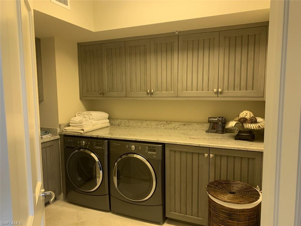 BRIGHTON AT BAY COLONY - Residential