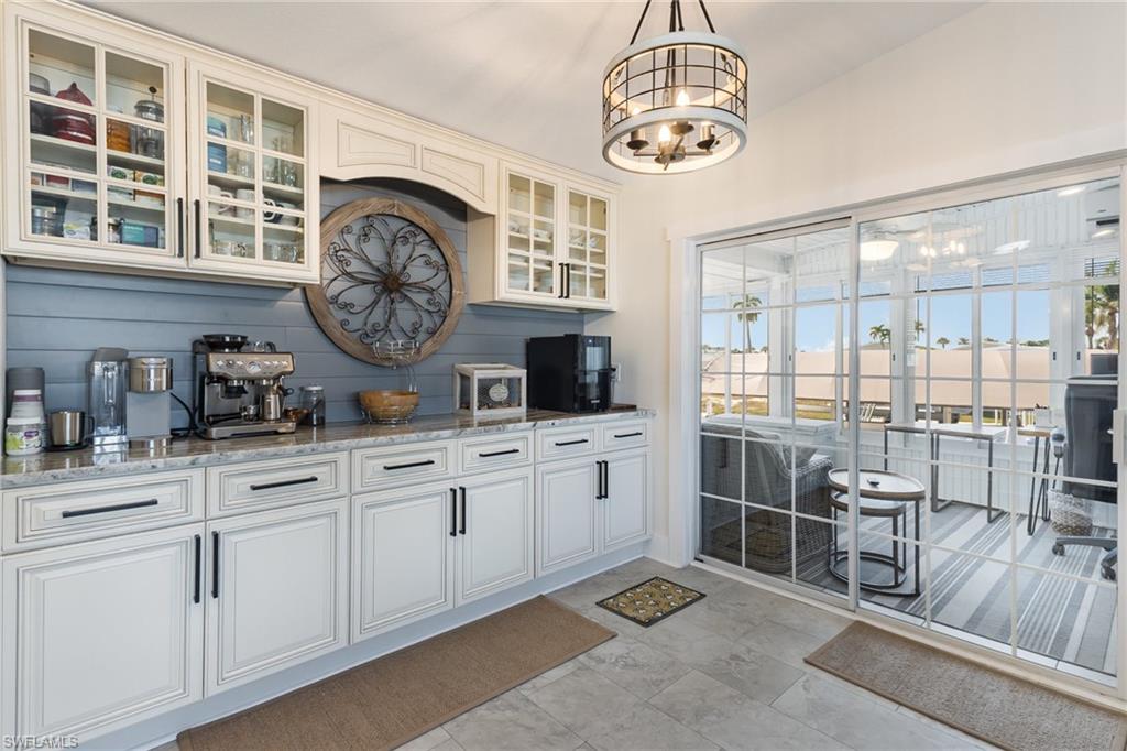 BAYSIDE ESTATES - Residential