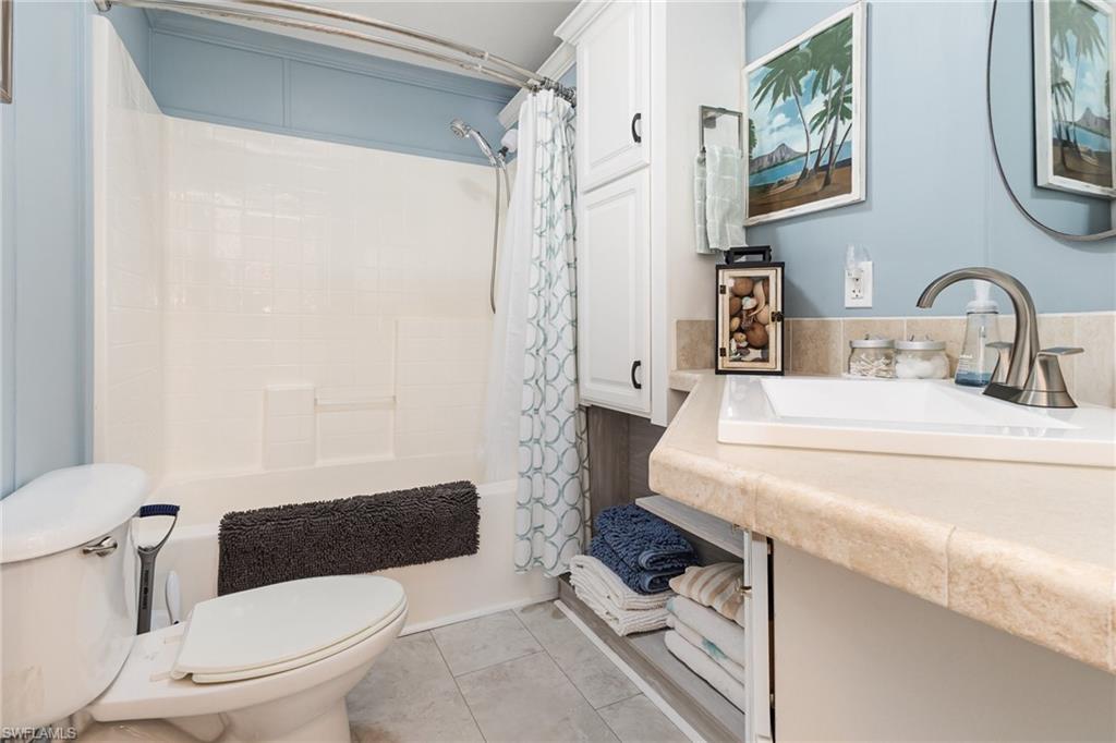 BAYSIDE ESTATES - Residential