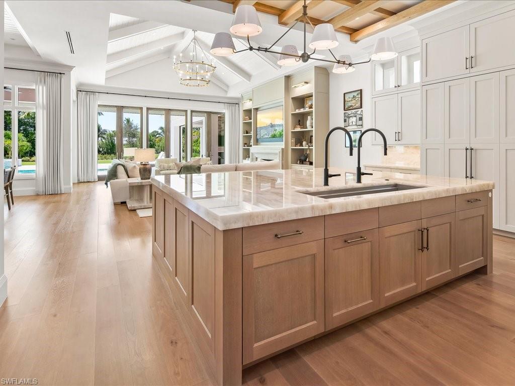 PINE RIDGE - Residential