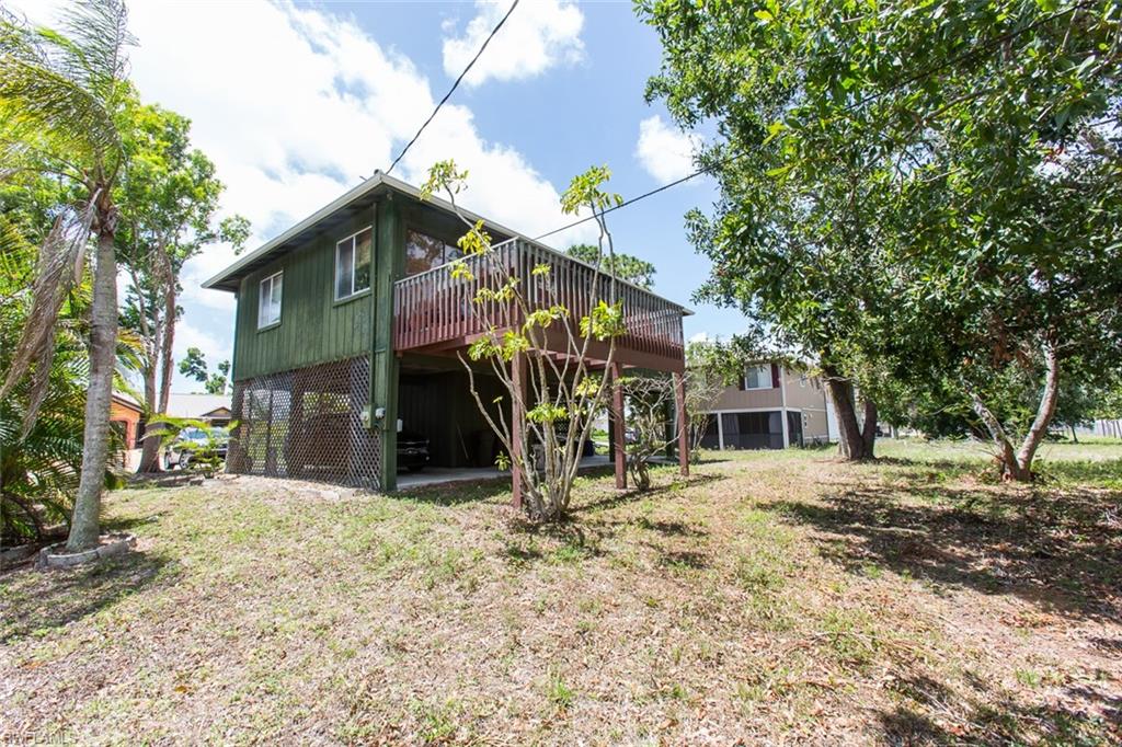 SAN CARLOS PARK - Residential