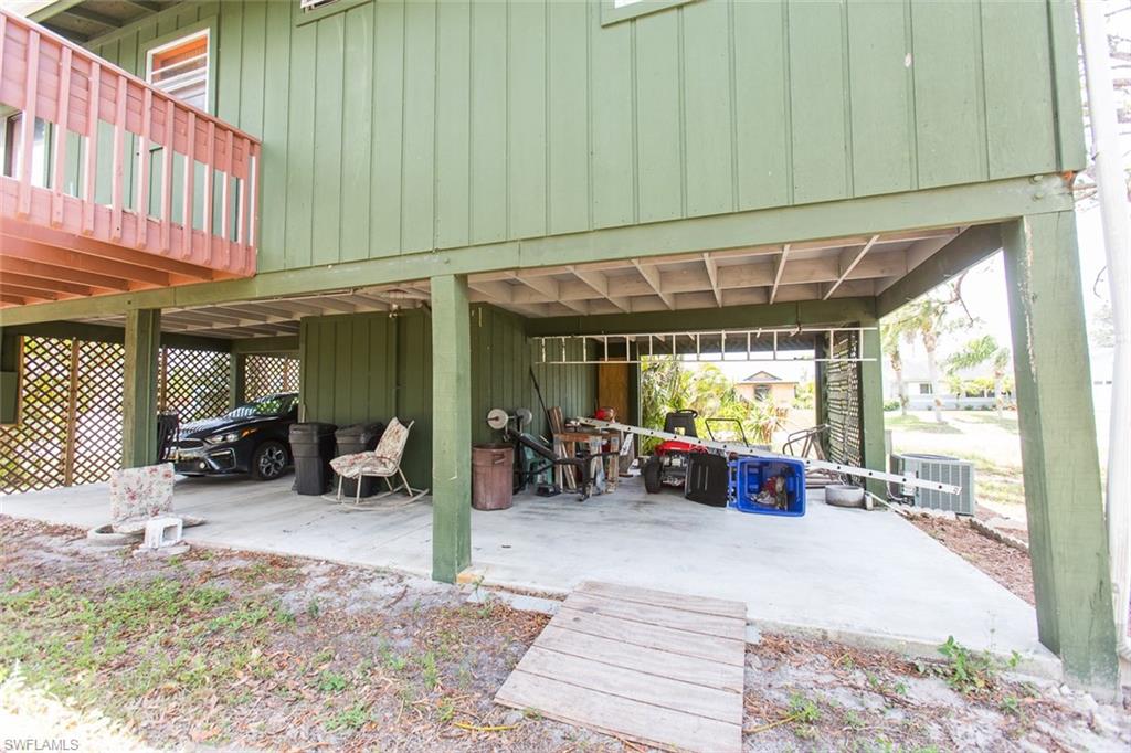 SAN CARLOS PARK - Residential