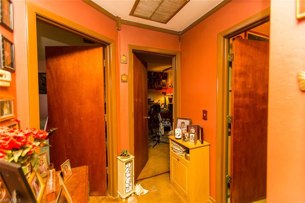 SAN CARLOS PARK - Residential