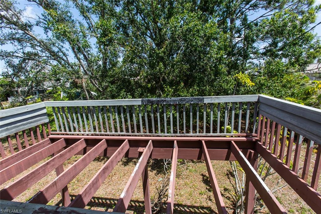 SAN CARLOS PARK - Residential