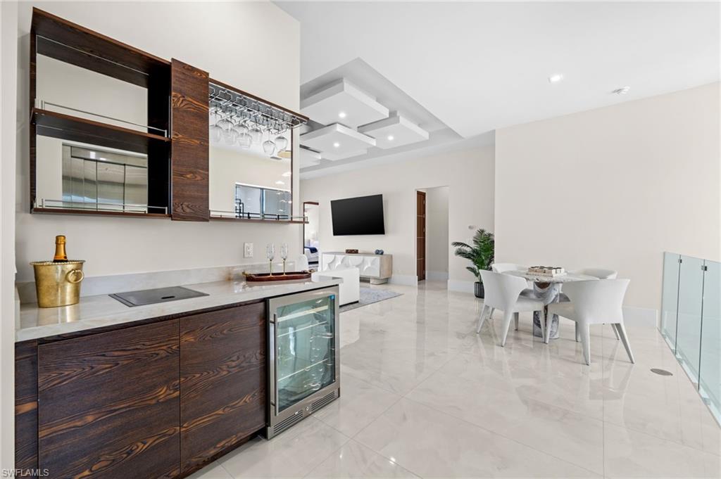 OAKES ESTATES - Residential