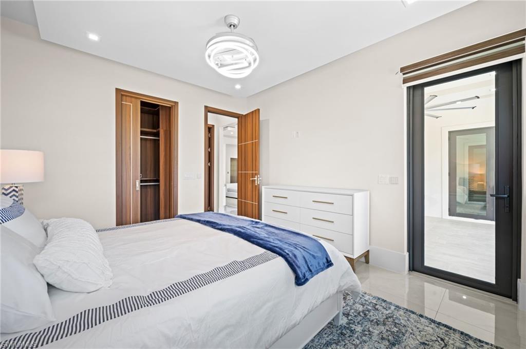 OAKES ESTATES - Residential