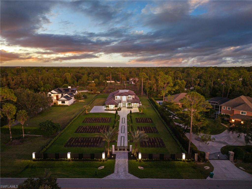 OAKES ESTATES - Residential