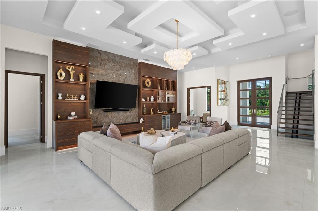 OAKES ESTATES - Residential