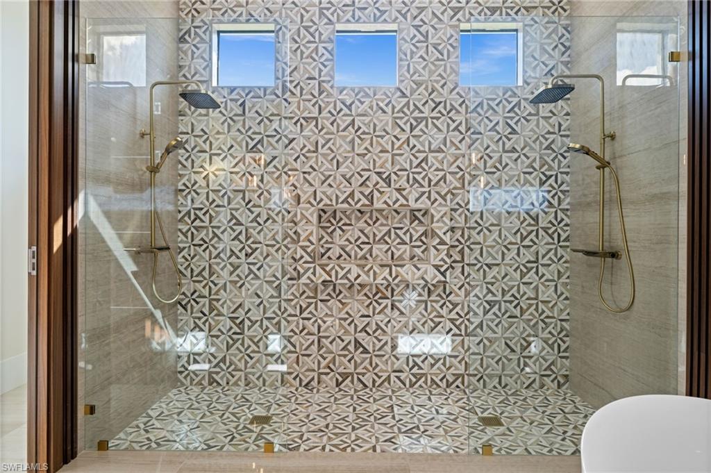 OAKES ESTATES - Residential