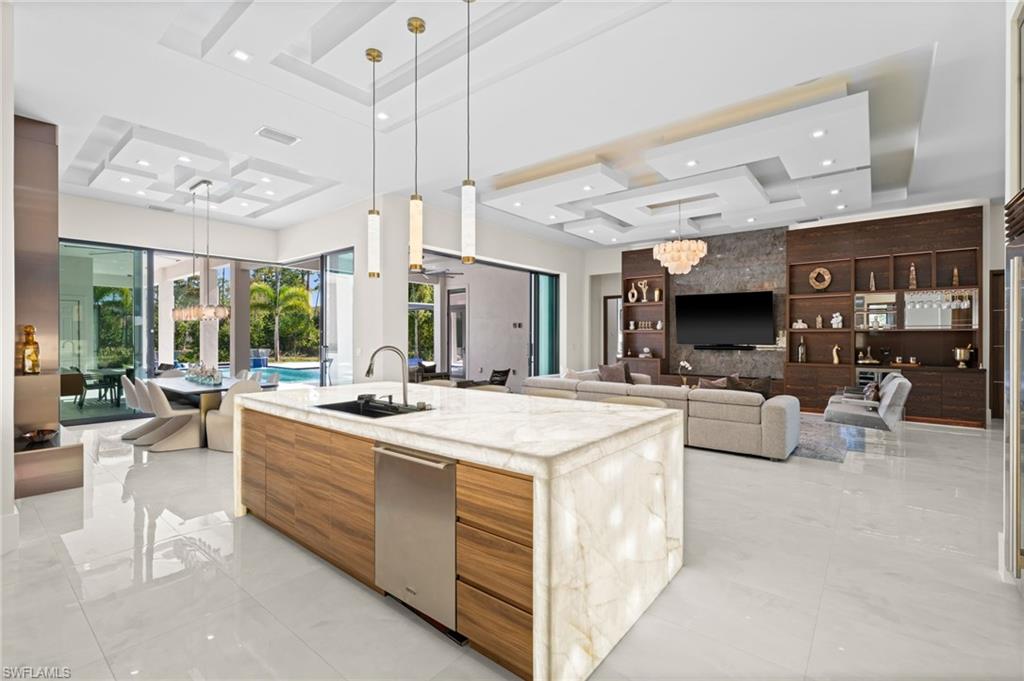 OAKES ESTATES - Residential