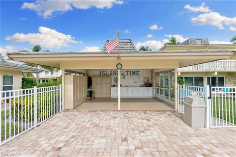 A home in MARCO ISLAND