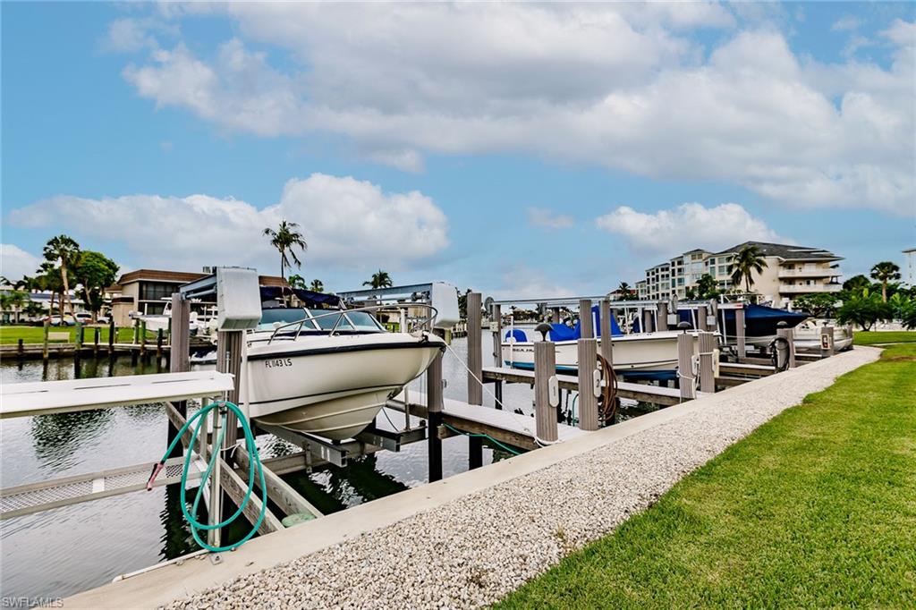 ISLANDER COVE - Residential Lease