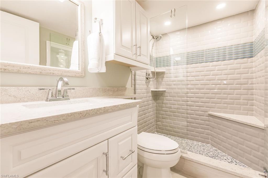 ISLANDER COVE - Residential Lease