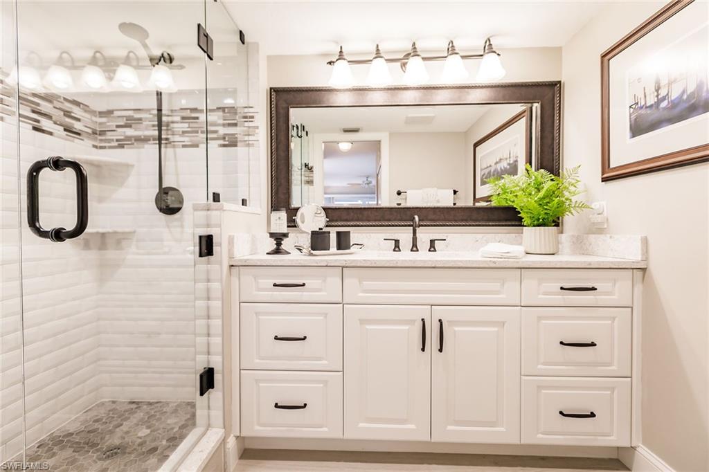 ISLANDER COVE - Residential Lease