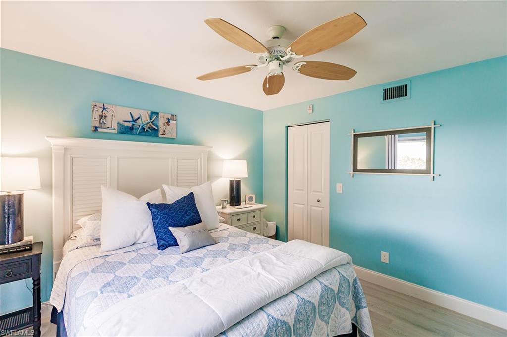 ISLANDER COVE - Residential Lease