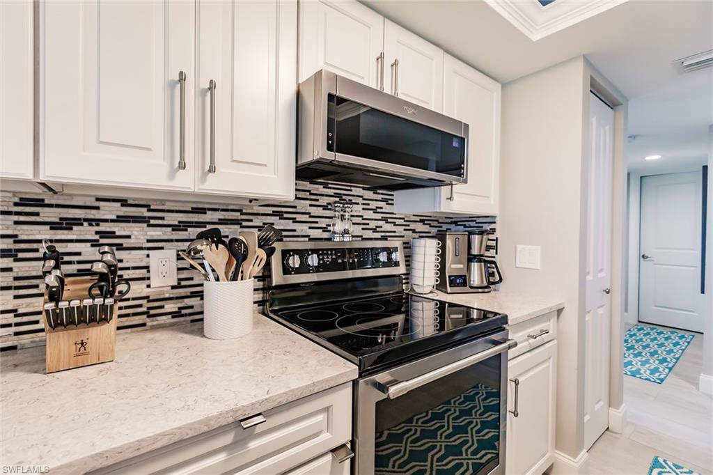 ISLANDER COVE - Residential Lease