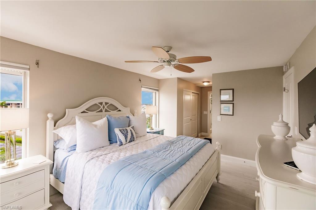 ISLANDER COVE - Residential Lease