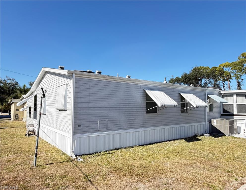 CARRIAGE VILLAGE - Residential