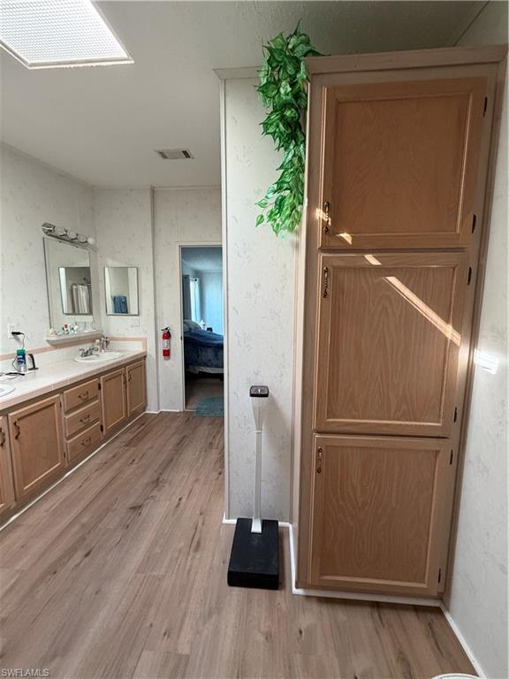 CARRIAGE VILLAGE - Residential