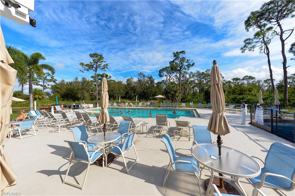 CALUSA PALMS - Residential