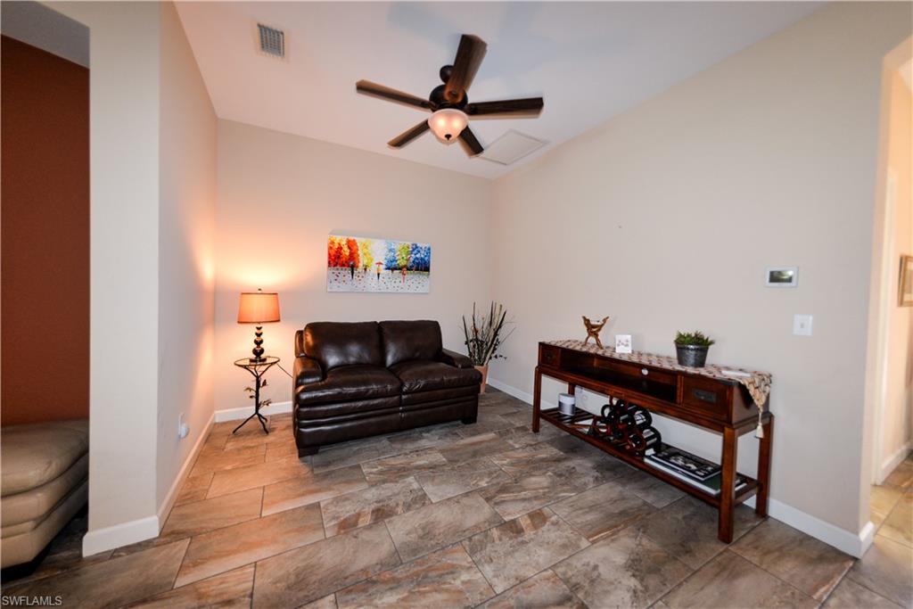 CALUSA PALMS - Residential