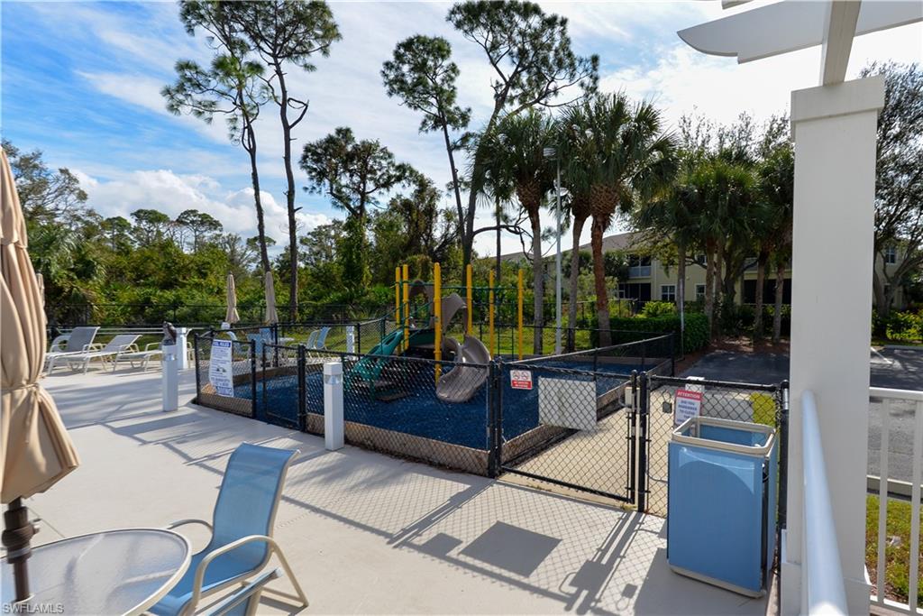 CALUSA PALMS - Residential