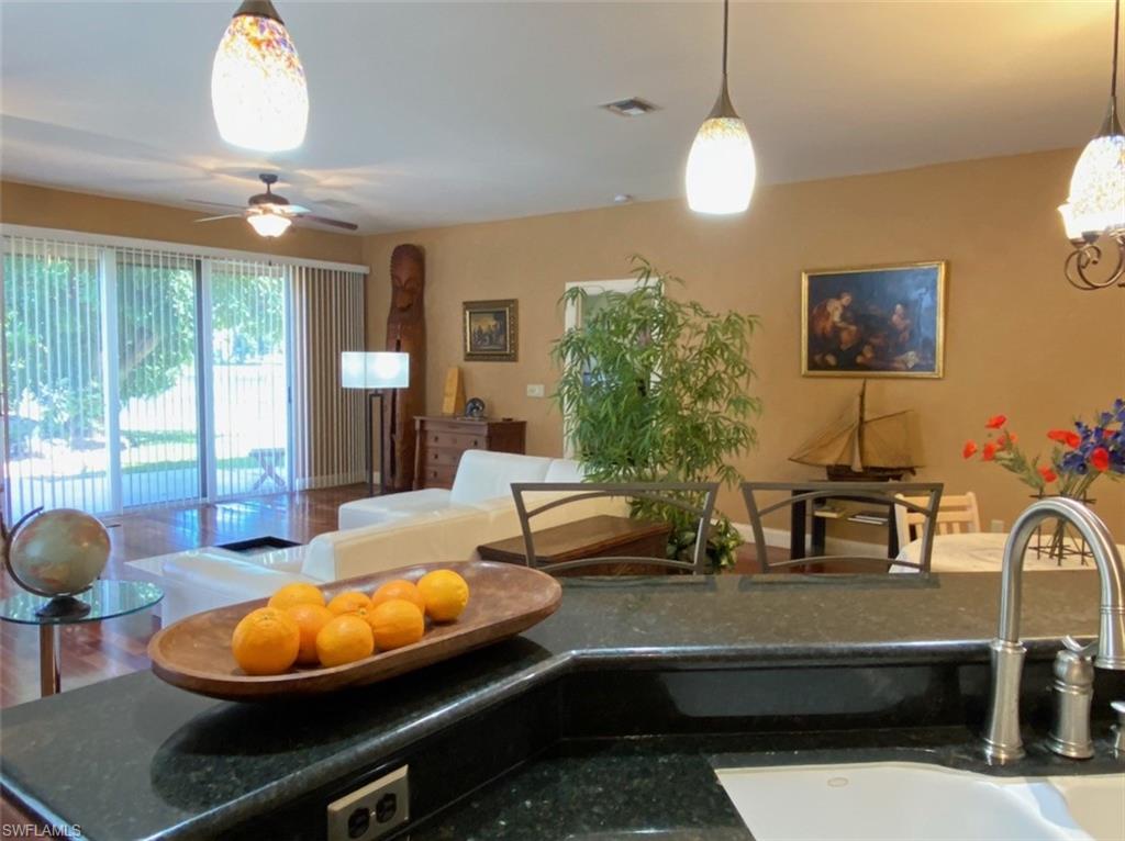 MAPLEWOOD - Residential