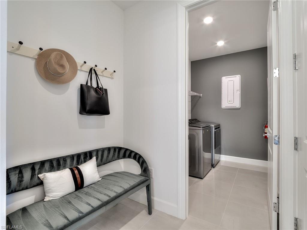 DEL WEBB OAK CREEK - Residential