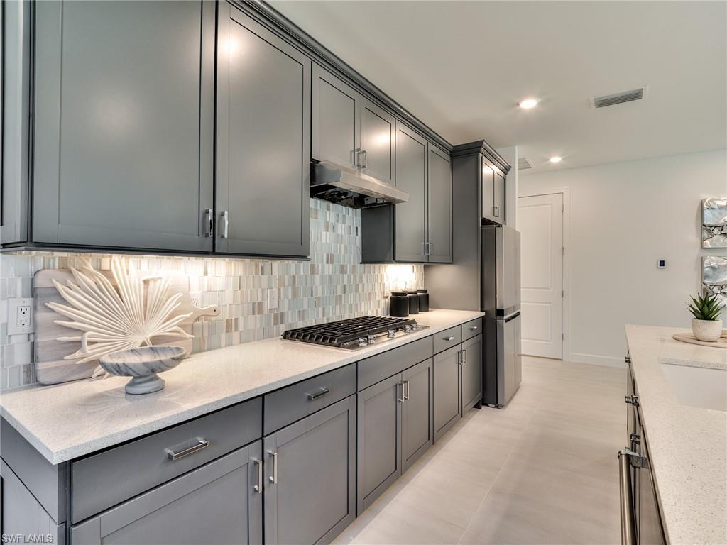 DEL WEBB OAK CREEK - Residential