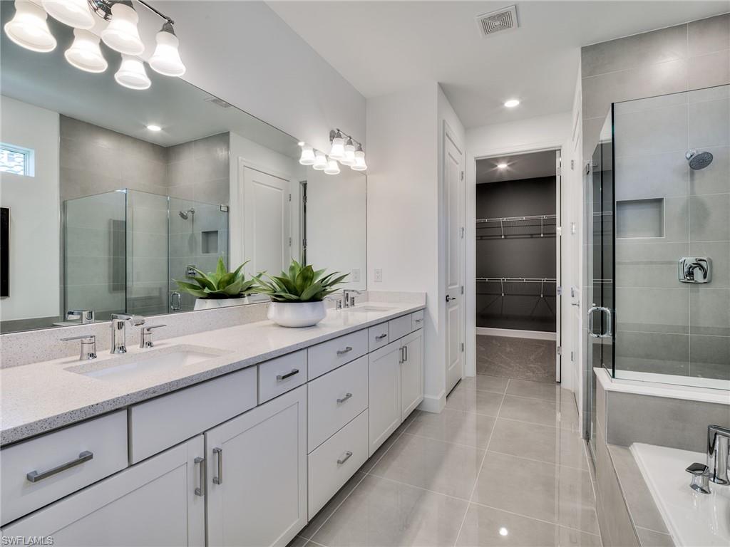 DEL WEBB OAK CREEK - Residential