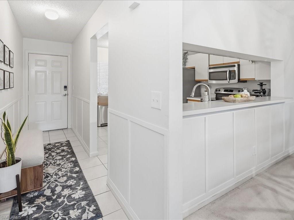 DEAUVILLE LAKE CLUB - Residential