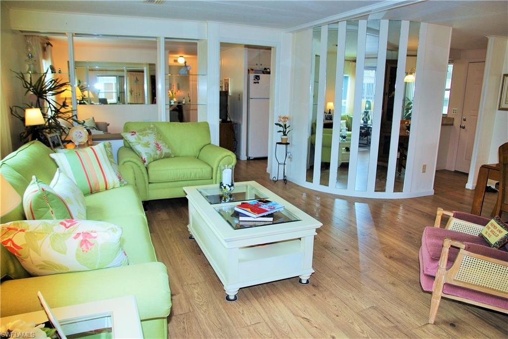 SIX LAKES COUNTRY CLUB - Residential