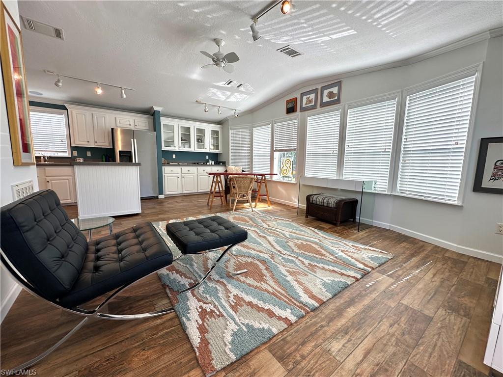 LEISURE TIME CAMPSITES - Residential