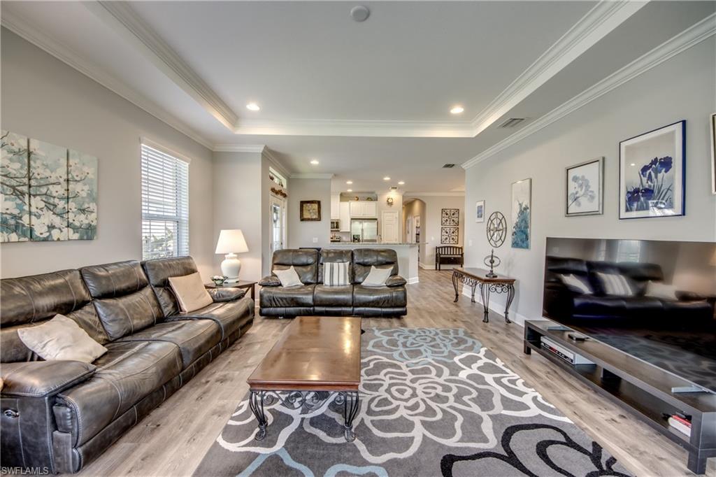 SANDOVAL - Residential