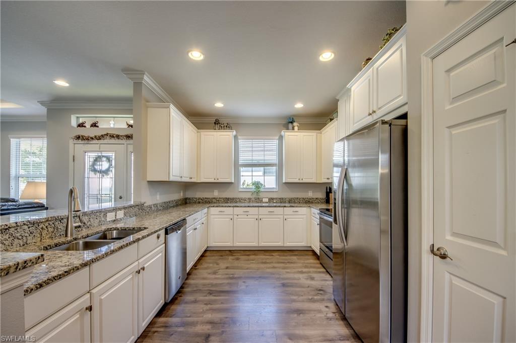 SANDOVAL - Residential