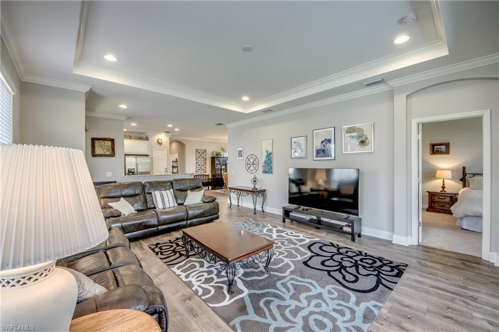 SANDOVAL - Residential