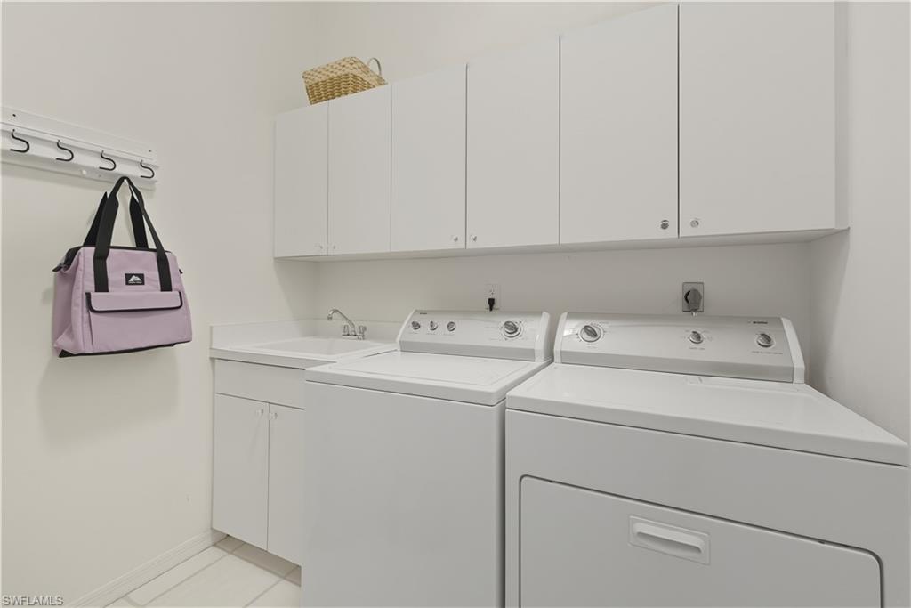 PELICAN LANDING - Residential Lease