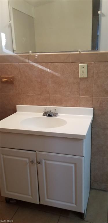 TROPIC ISLES - Residential