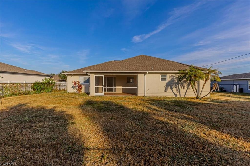 CAPE CORAL - Residential