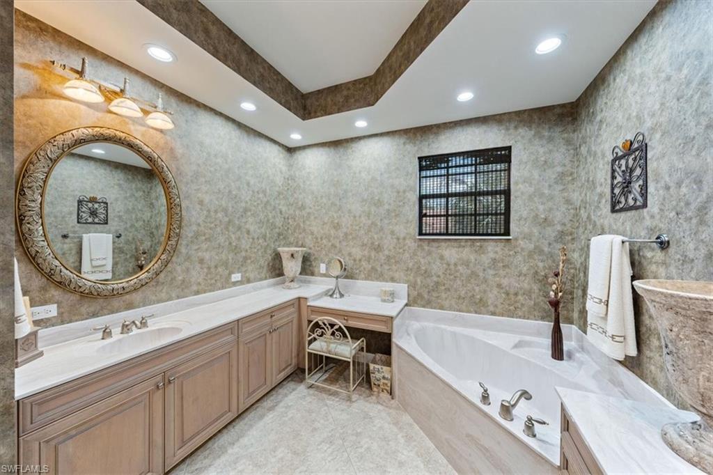 INDIGO SHORES - Residential