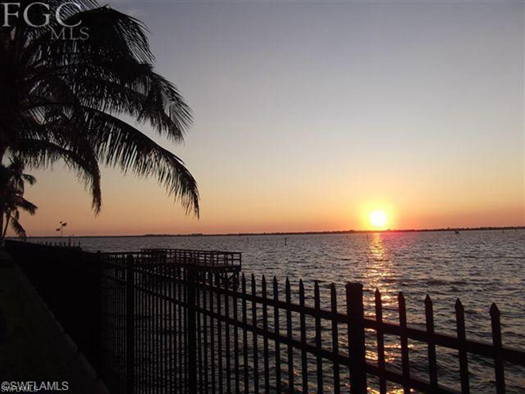 POINTE ROYALE - Residential