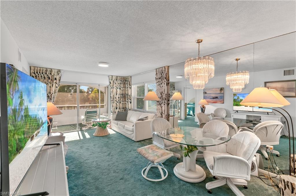 HIGH POINT COUNTRY CLUB - Residential Lease