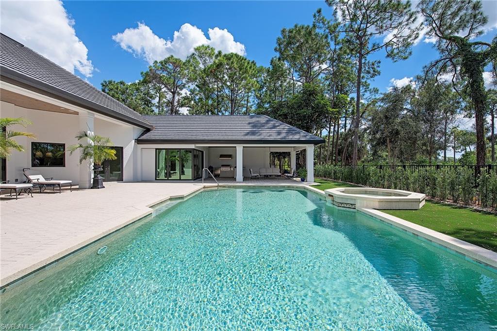 ESTATES AT GREY OAKS - Residential