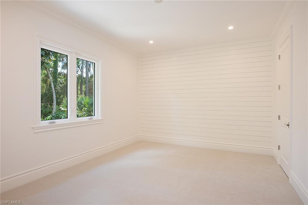 ESTATES AT GREY OAKS - Residential