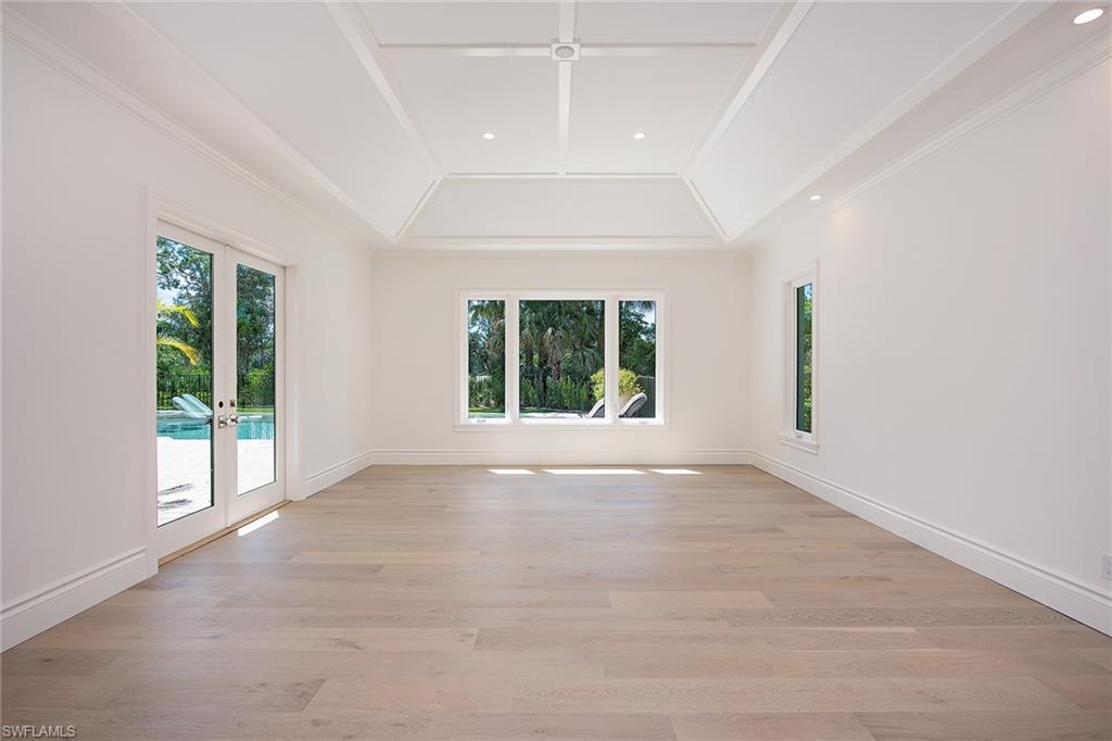 ESTATES AT GREY OAKS - Residential