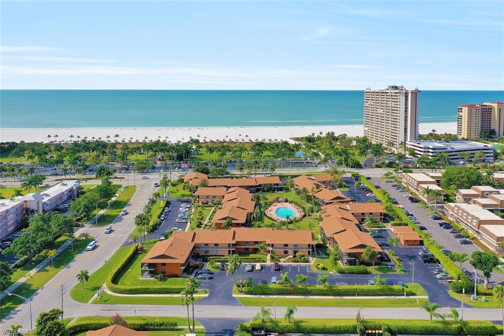 MARINER APTS MARCO ISLAND - Residential
