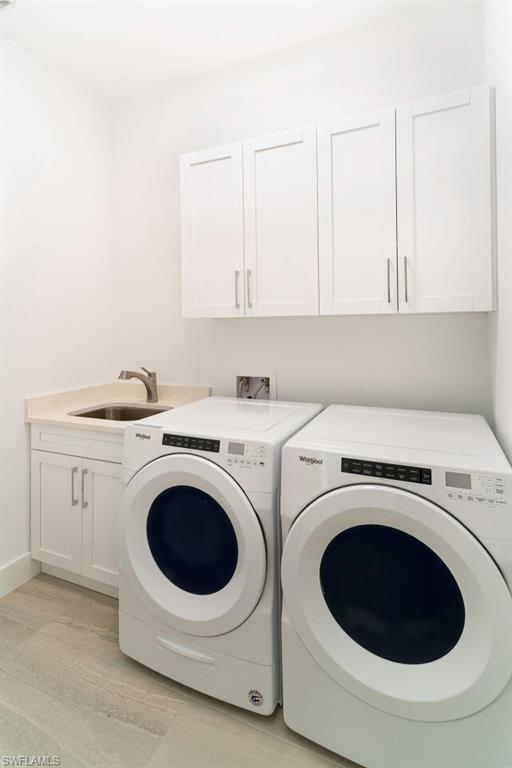 NAPLES PARK - Residential