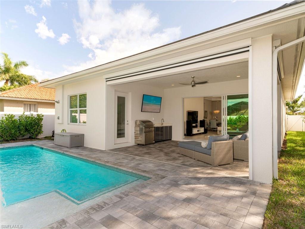 NAPLES PARK - Residential