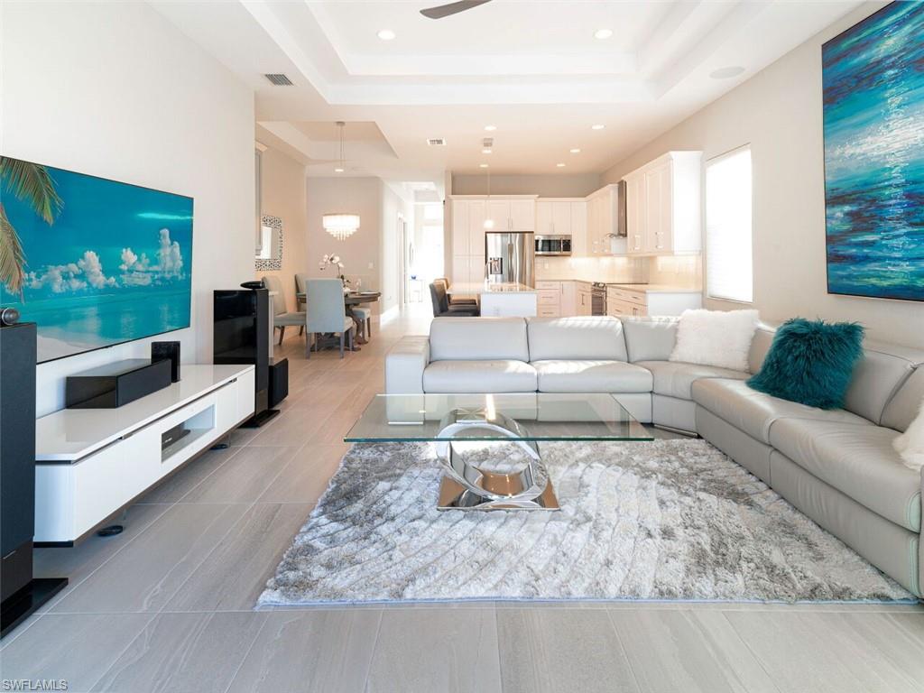 NAPLES PARK - Residential